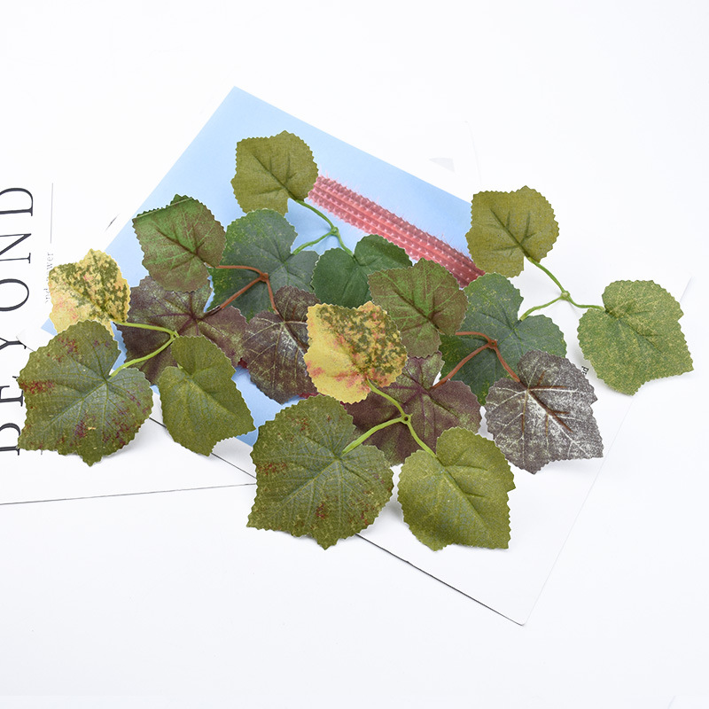 30/100 stks Zijde Esdoornblad  - Artificial Hanging Plants recensie en prijs